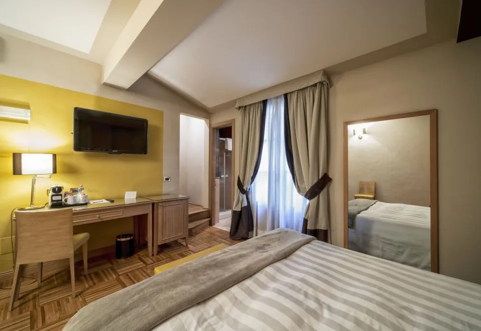 Solo Experience Hotel