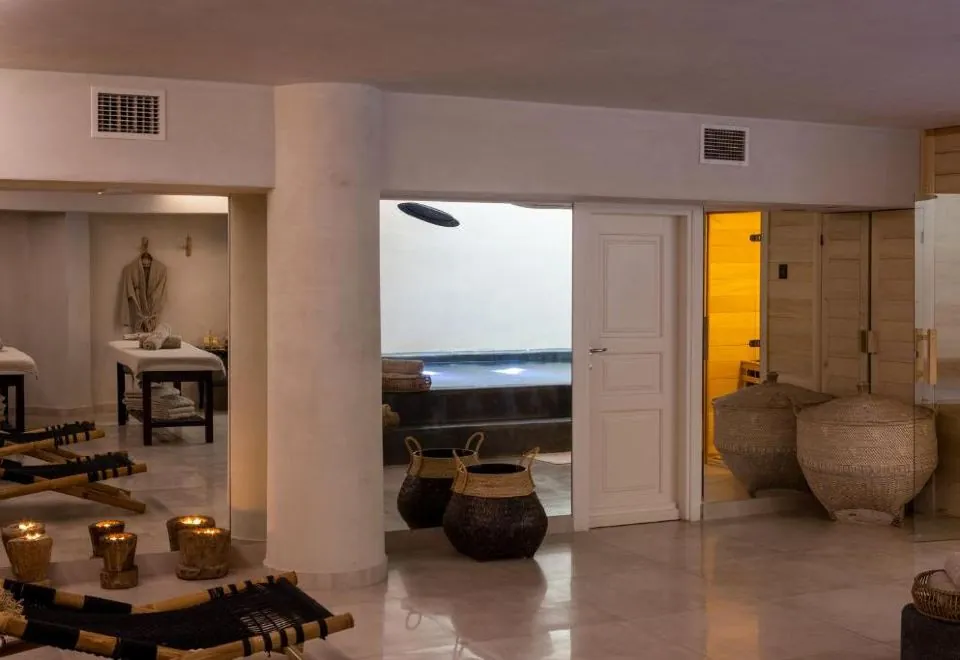 Saint John Hotel Villas & Spa