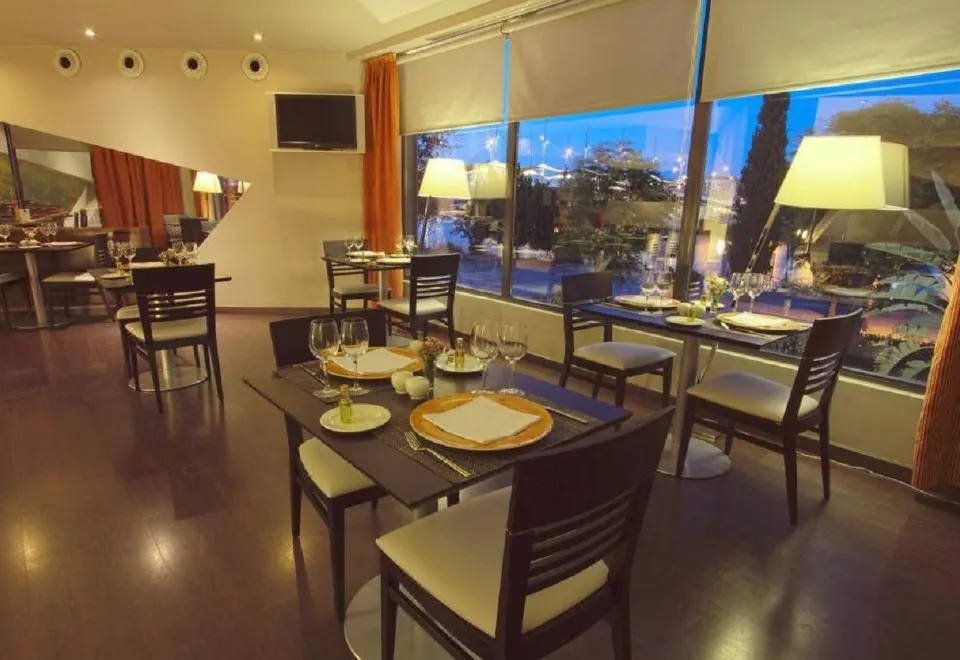 Ribera de Triana Hotel
