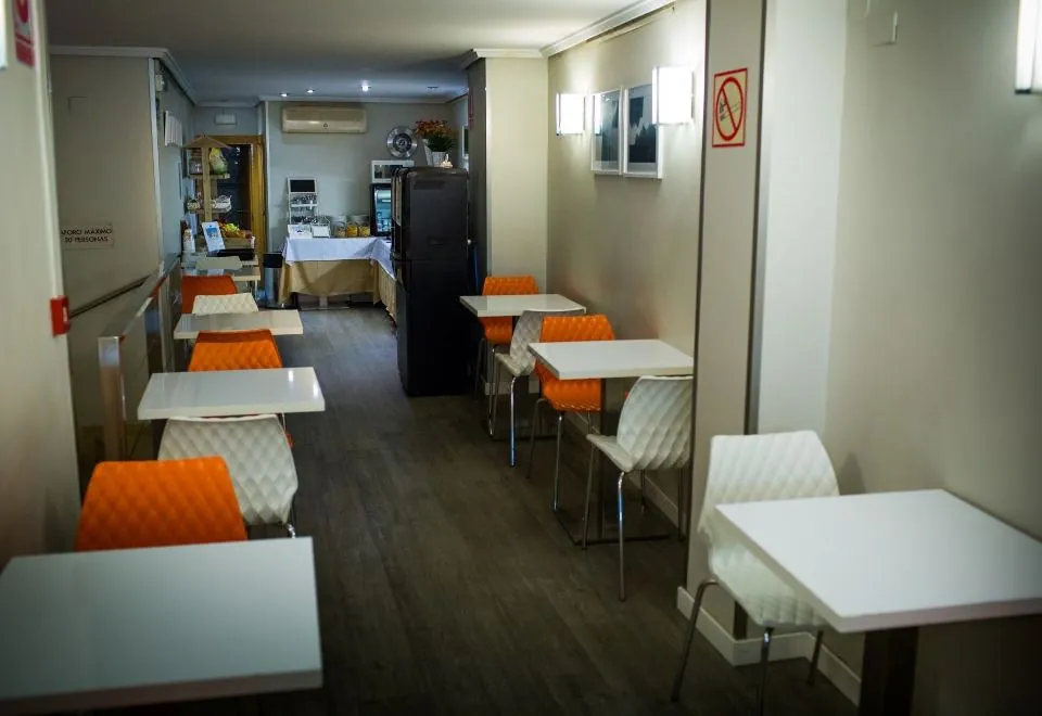 Sweet Hotel Continental