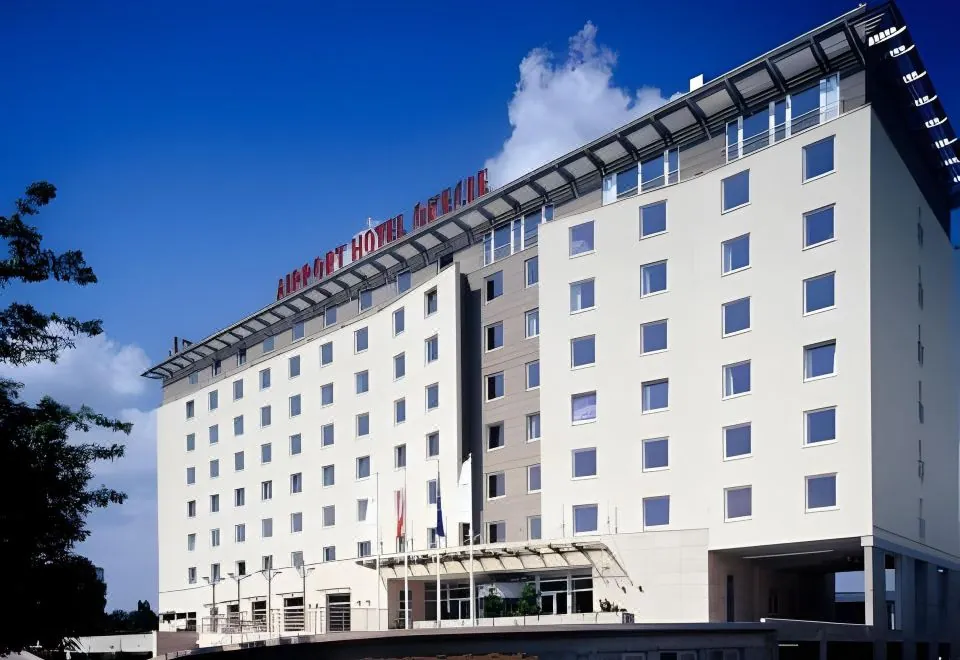 Airport Hotel Okęcie