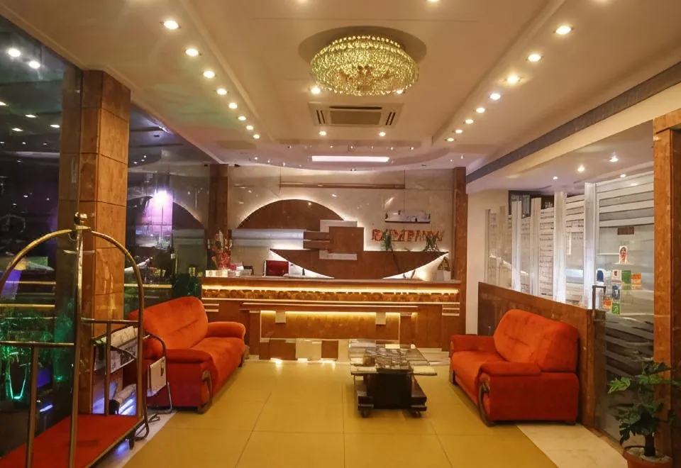 Taj Inn Hotel