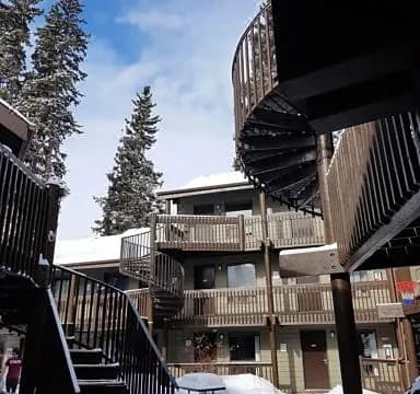Banff International Hostel