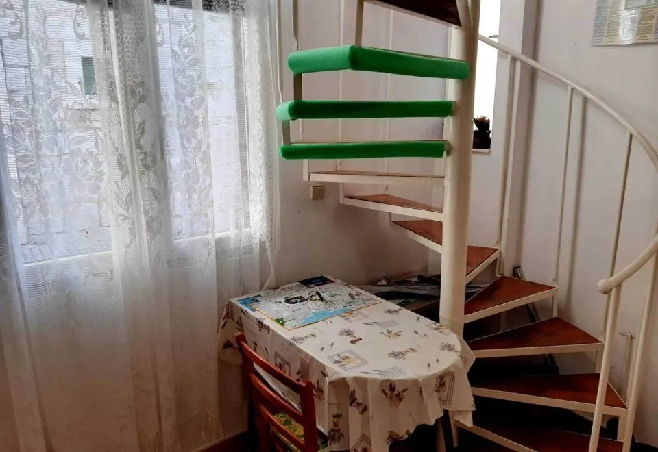 Rosmarinus Rubic studio
