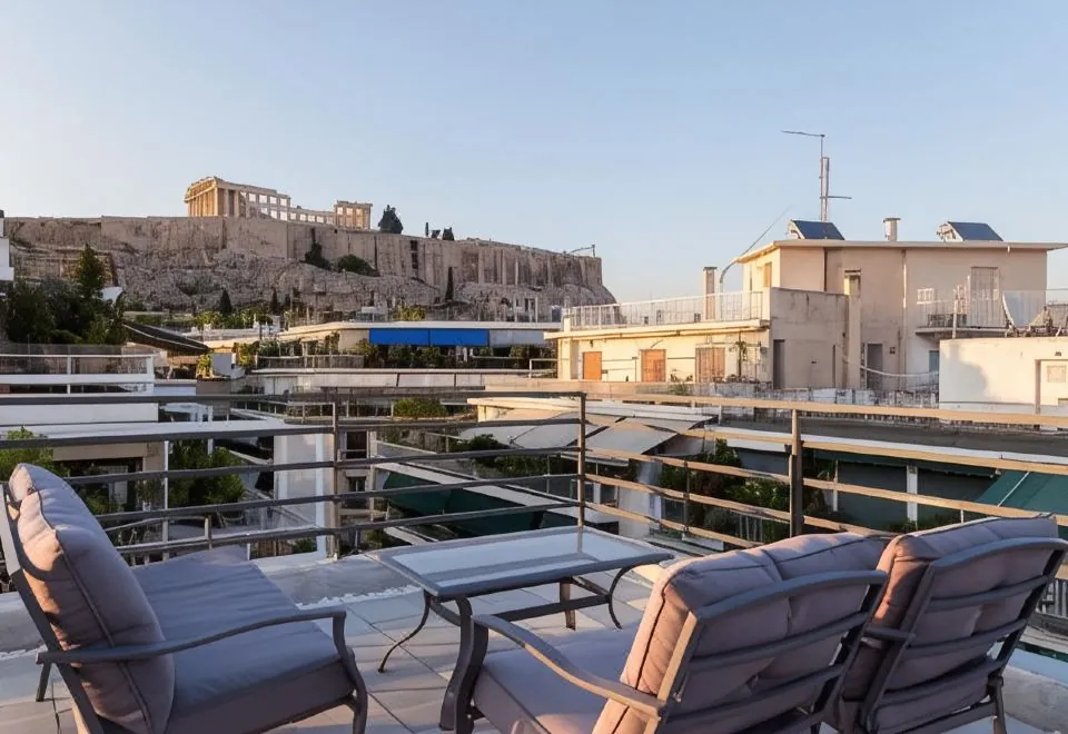 Acropolis Stylish Suite