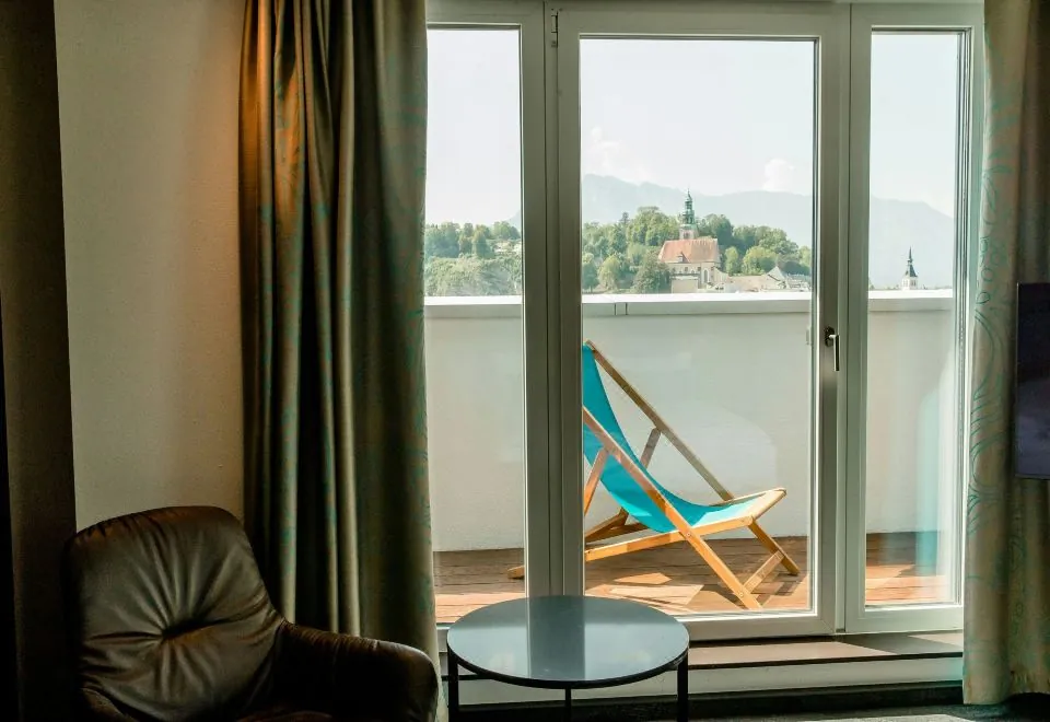 Motel One Salzburg-Mirabell