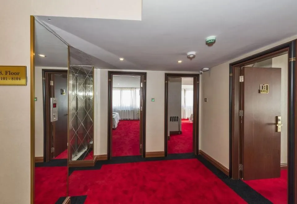 Eskar Hotel