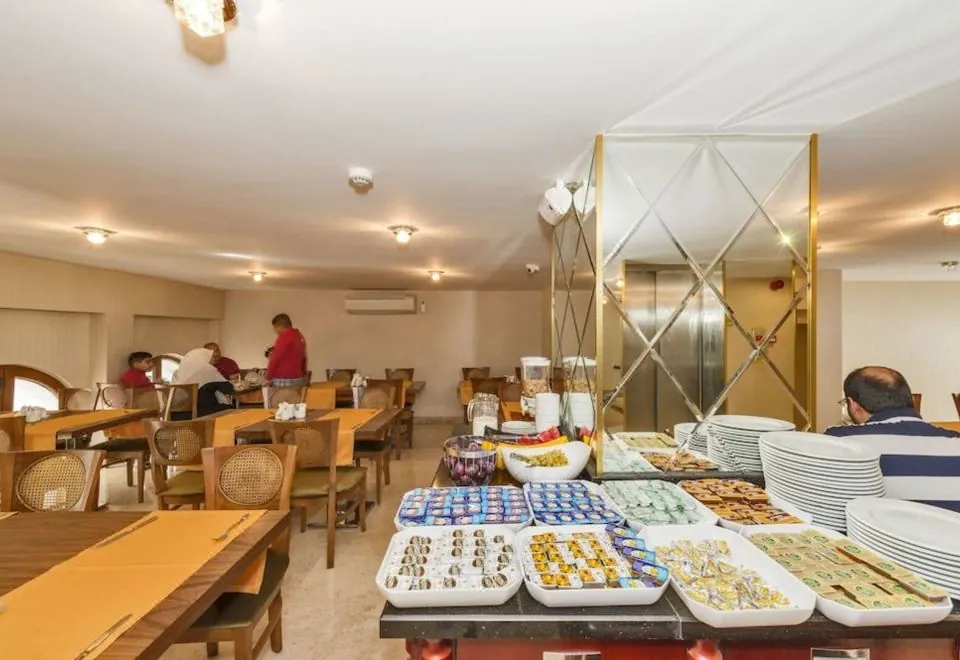 Eskar Hotel