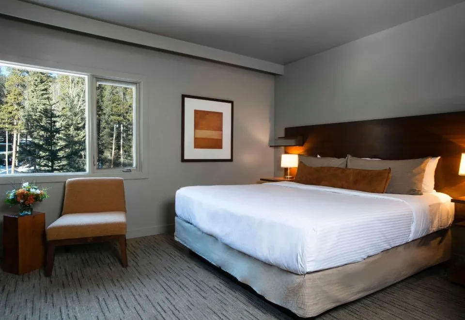 The Juniper Hotel & Bistro