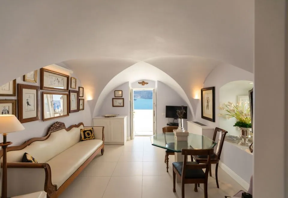 The Tsitouras Collection Hotel