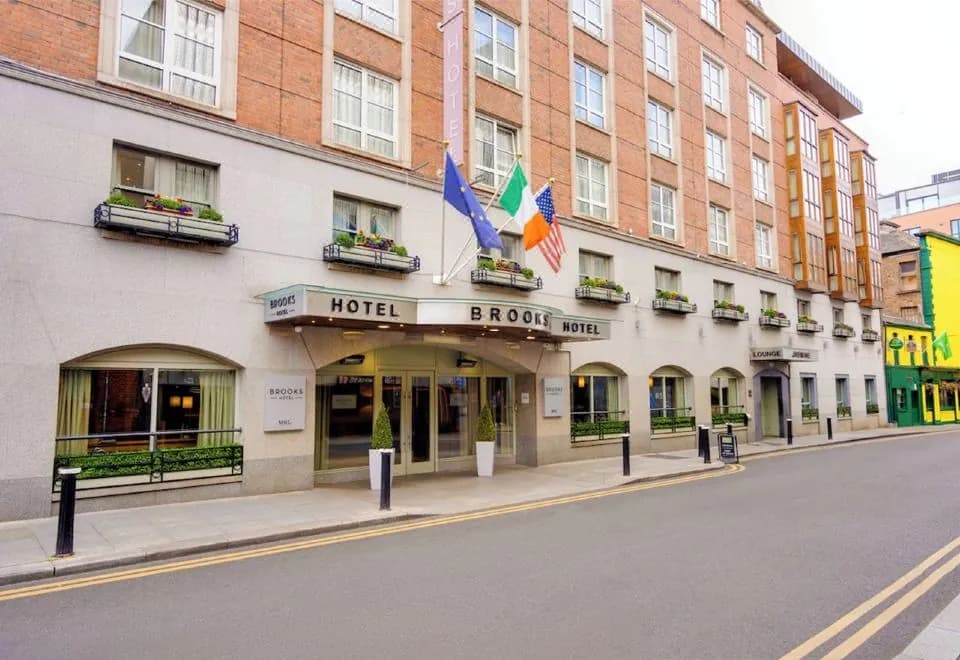 Brooks Hotel