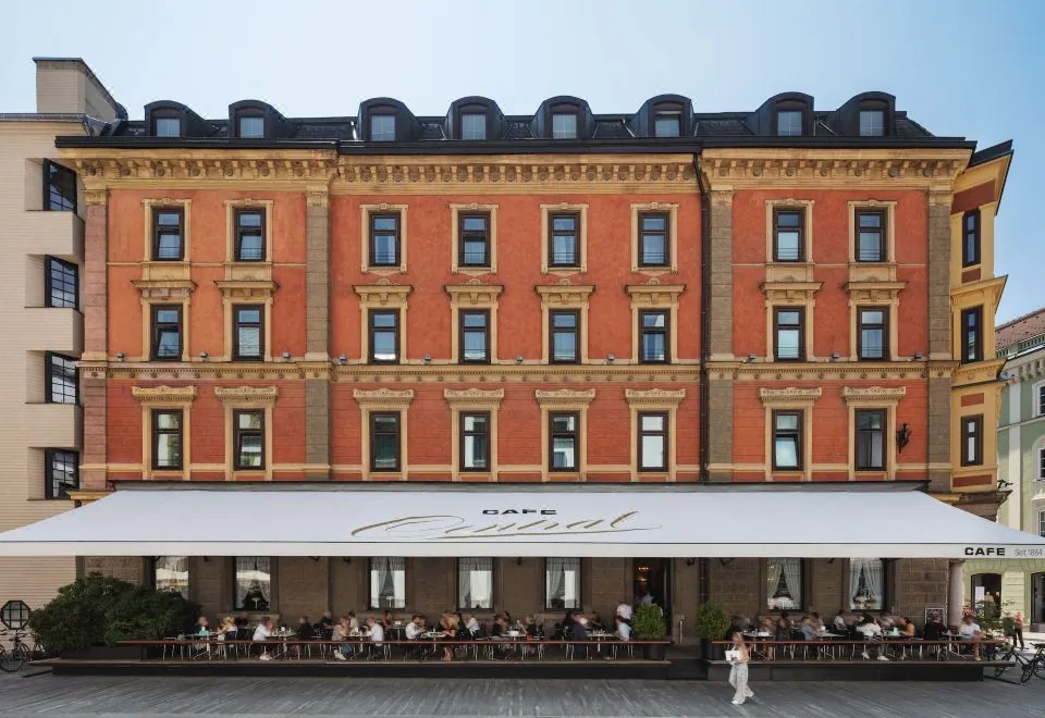 Hotel Central