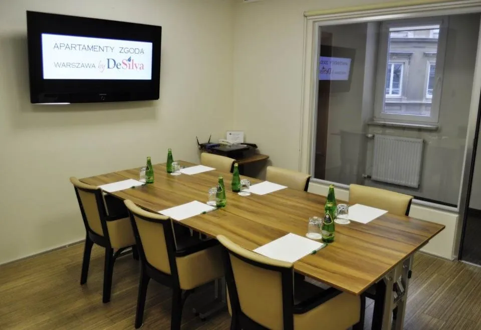Apartamenty Zgoda Warszawa by DeSilva