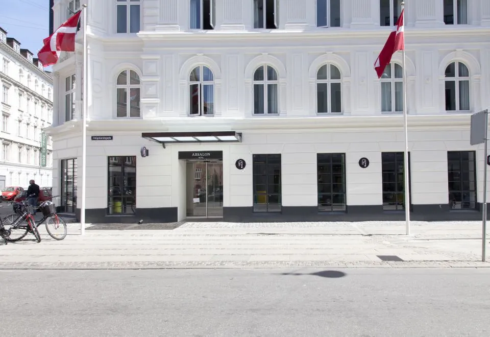 Absalon Hotel