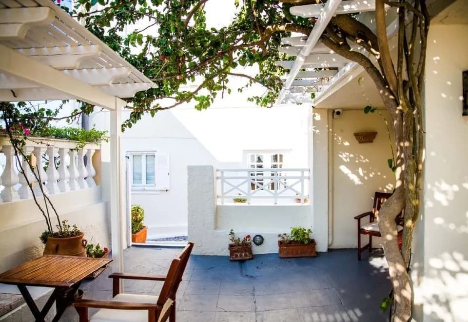 Villa Ilias