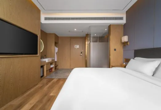 Weiting hotel (Shanghai Bund Nampho Bridge subway station)