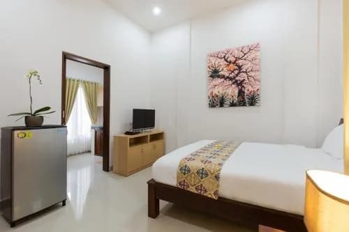 Kubal Bed and Living