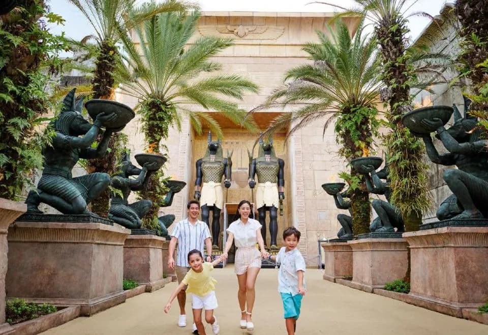 Resorts World Sentosa - Crockfords Tower Singapore