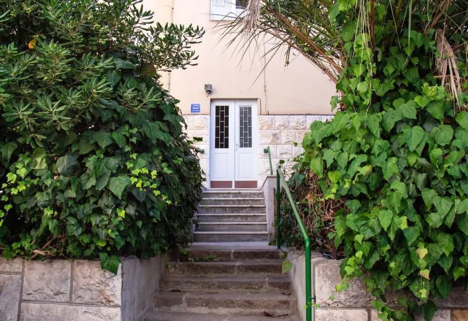 Lugo Apartments