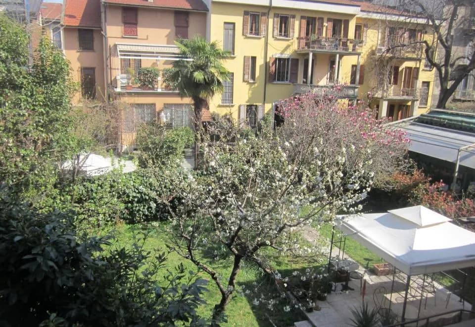 Hotel Adler