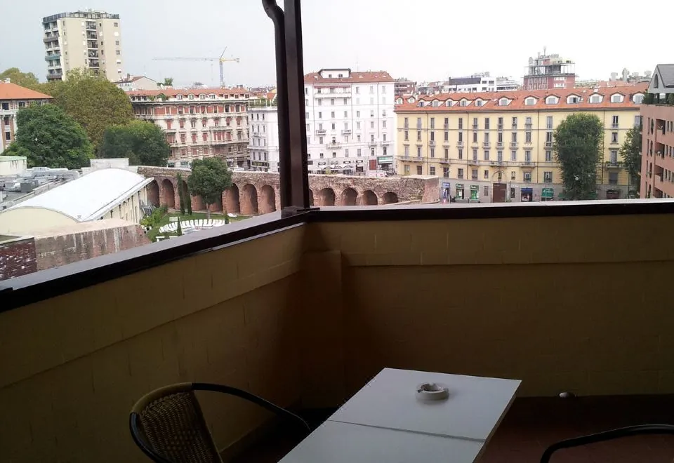 Hotel Arco Romana
