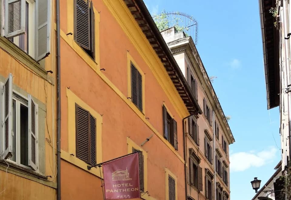 Hotel Pantheon