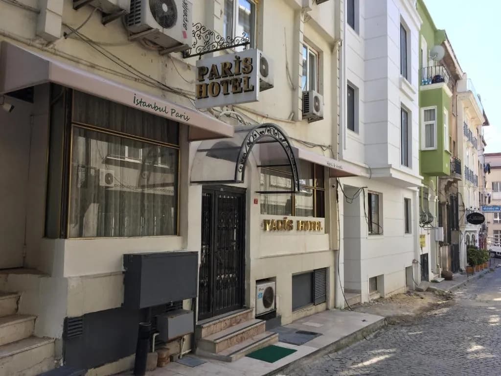 Paris Hotel