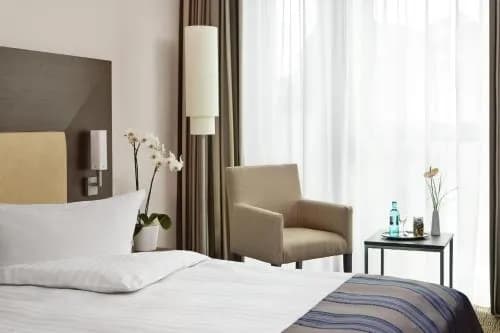 Home Inn (Shanghai Dongan Road Metro Station)