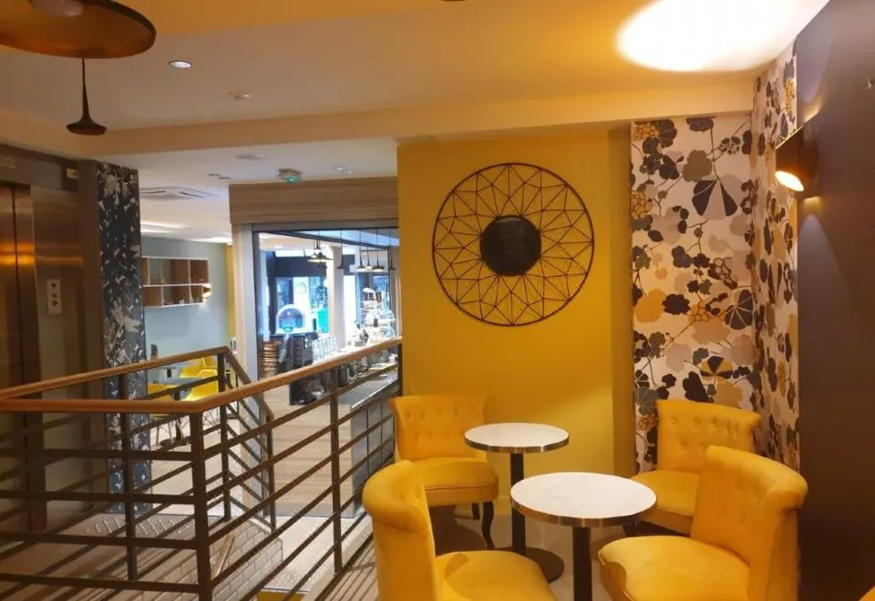 Panam Hotel Paris Gambetta- Place Gambetta-Mairie du 20 Emme