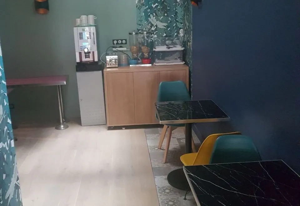 Panam Hotel Paris Gambetta- Place Gambetta-Mairie du 20 Emme