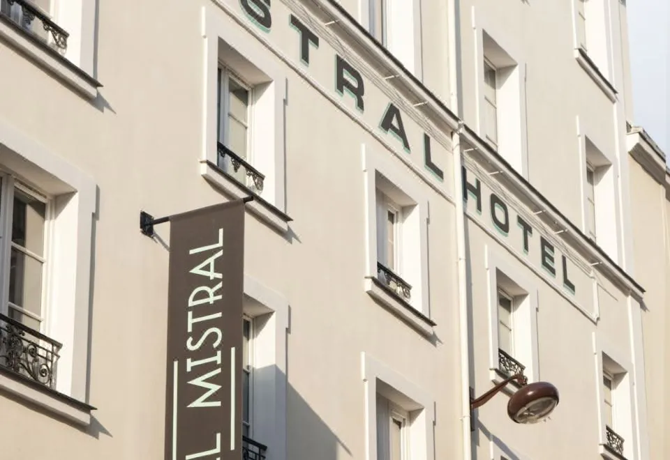 Hôtel Mistral