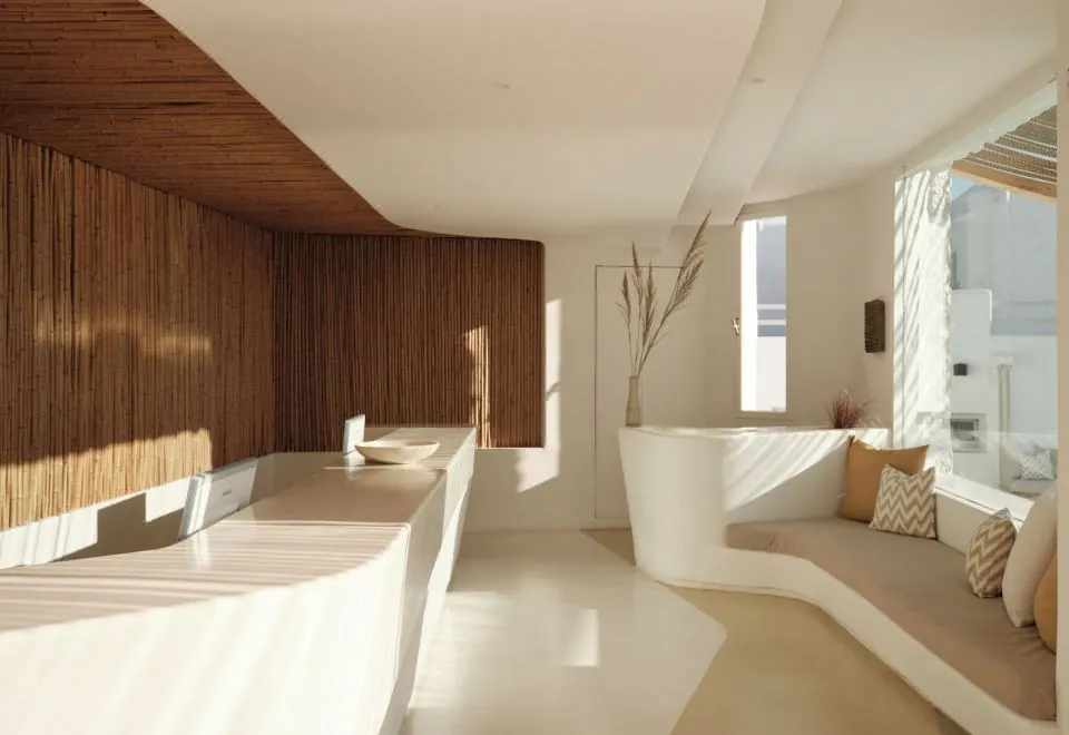 Andronikos Hotel