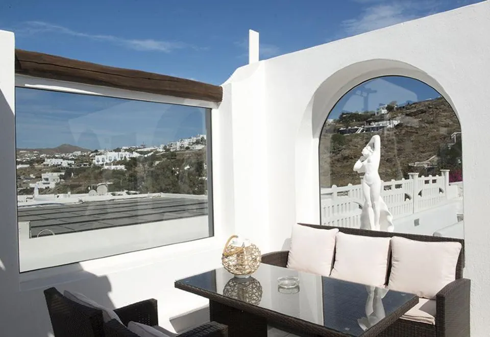 Zannis Hotel