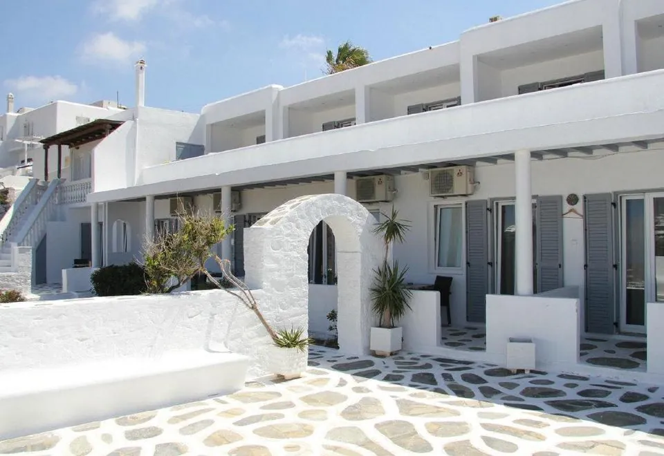 Zannis Hotel