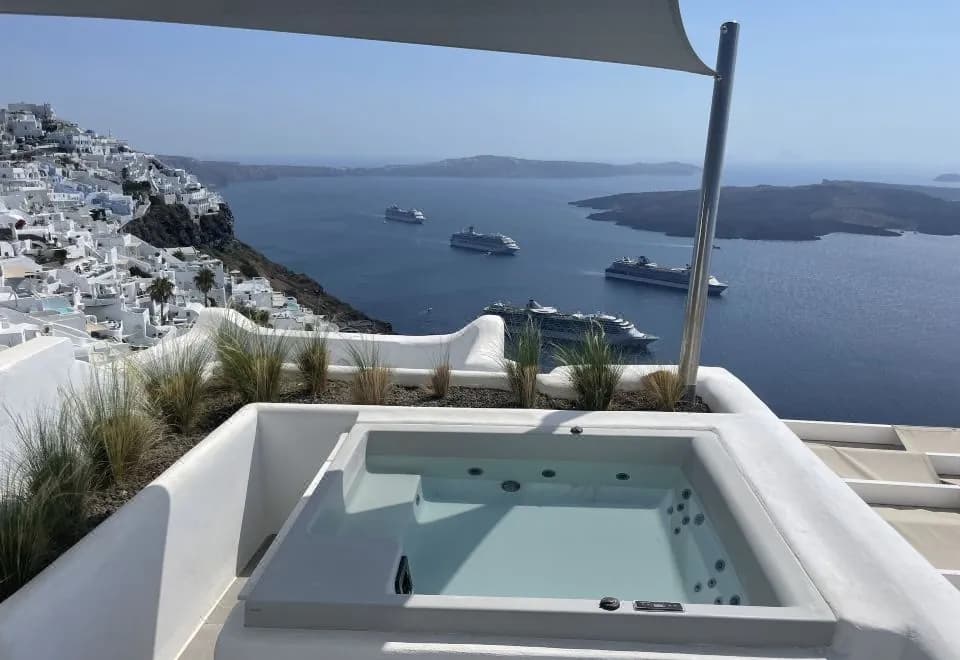Nomikos Villas