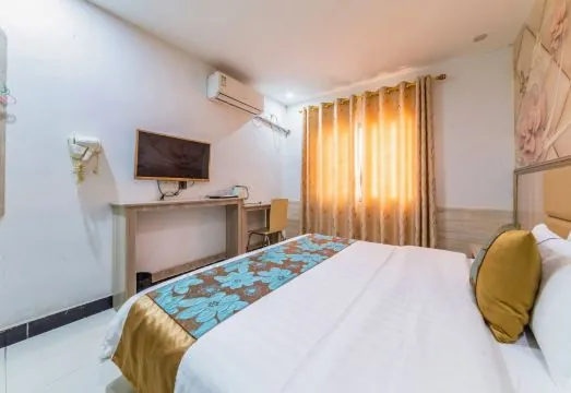 Fashion Boutique Apartment