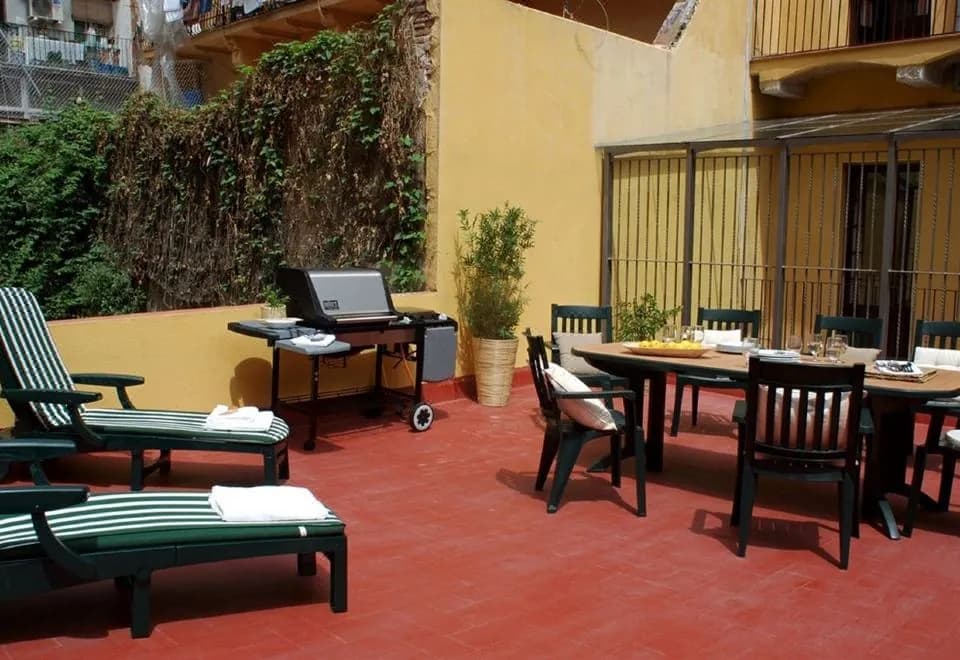 Ainb Las Ramblas-Guardia Apartments