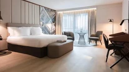 La Clef Tour Eiffel Paris by The Crest Collection