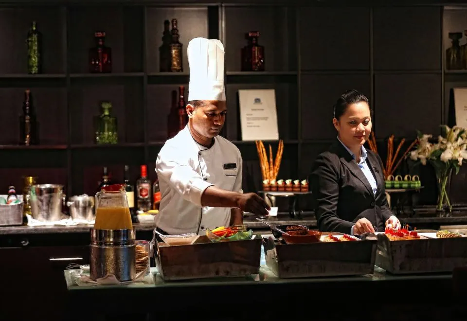 Ramada Plaza by Wyndham Dubai Deira