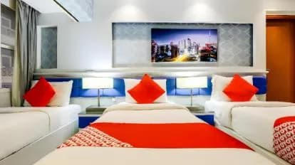 OYO 338 Transworld Hotel