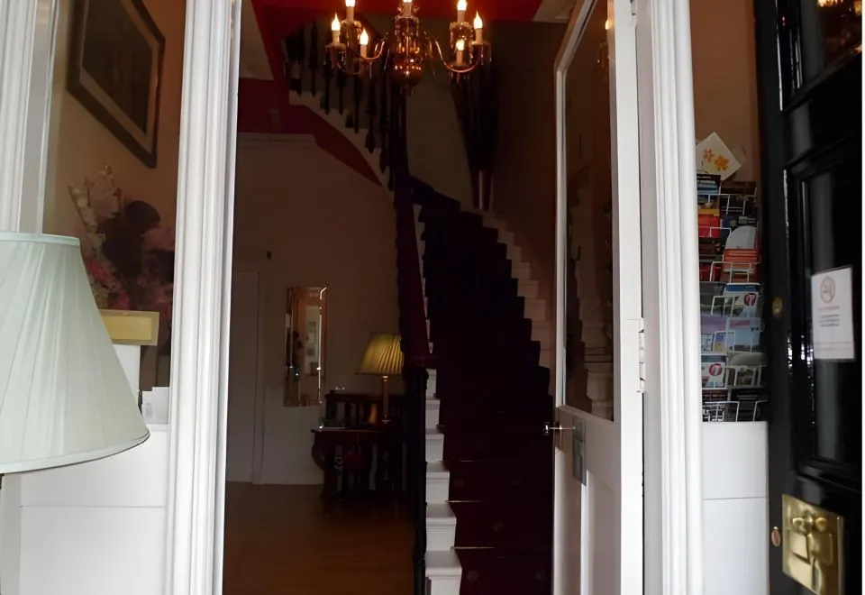 Clarin Guest House