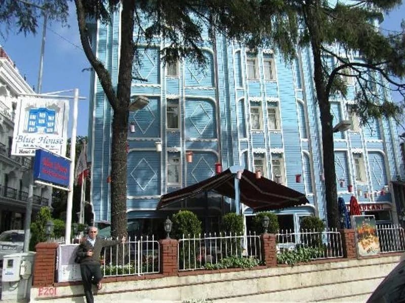Blue House Hotel
