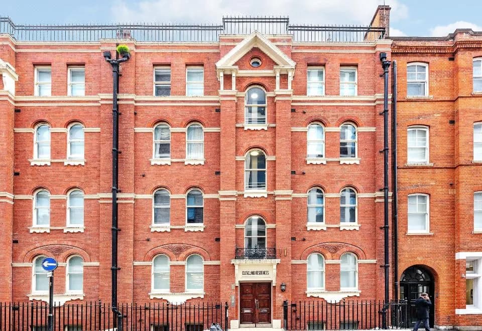 One Bed Serviced Apts Near Oxford Street Lower Ground