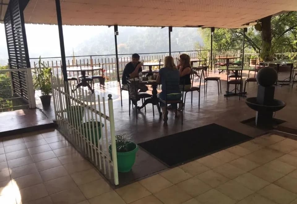 Tamarind Tree Inn