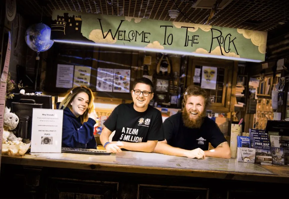 Castle Rock Hostel - Adult Only
