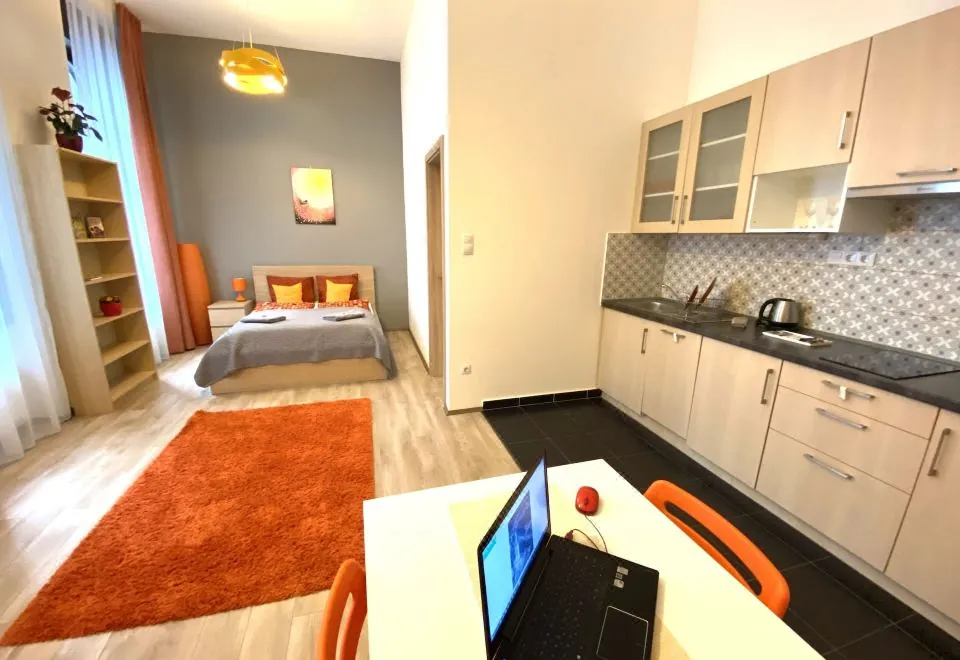 Gracia Apartment House