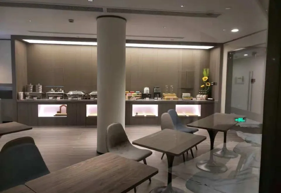 Hanting Hotel Shanghai Lujiazui Minsheng Road Metro Station