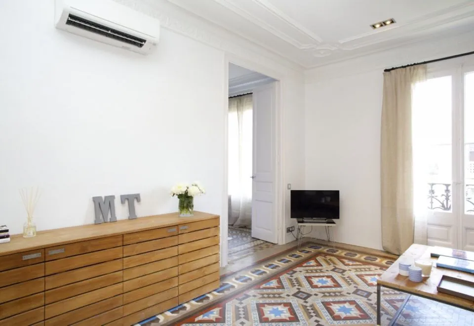 Barcelonaforrent the Claris Suites