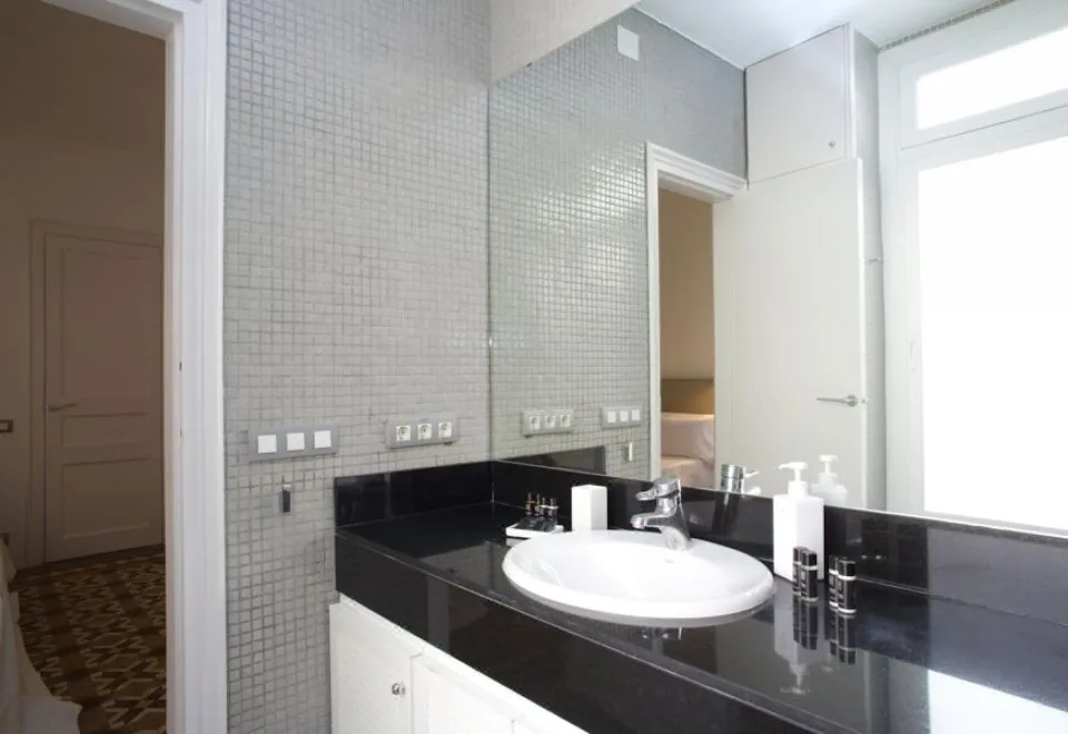 Barcelonaforrent the Claris Suites
