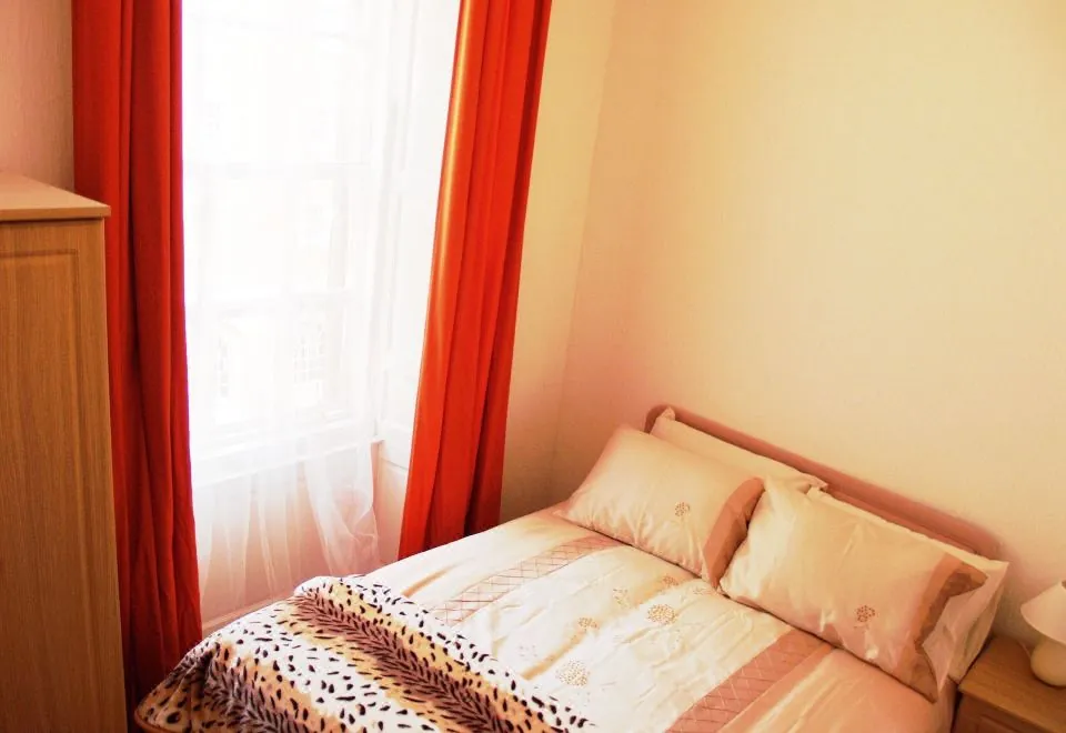 Niddry Street Apartments Edinburgh